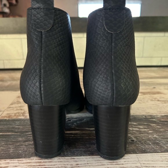 Ankle Boots - Picture 3 of 6